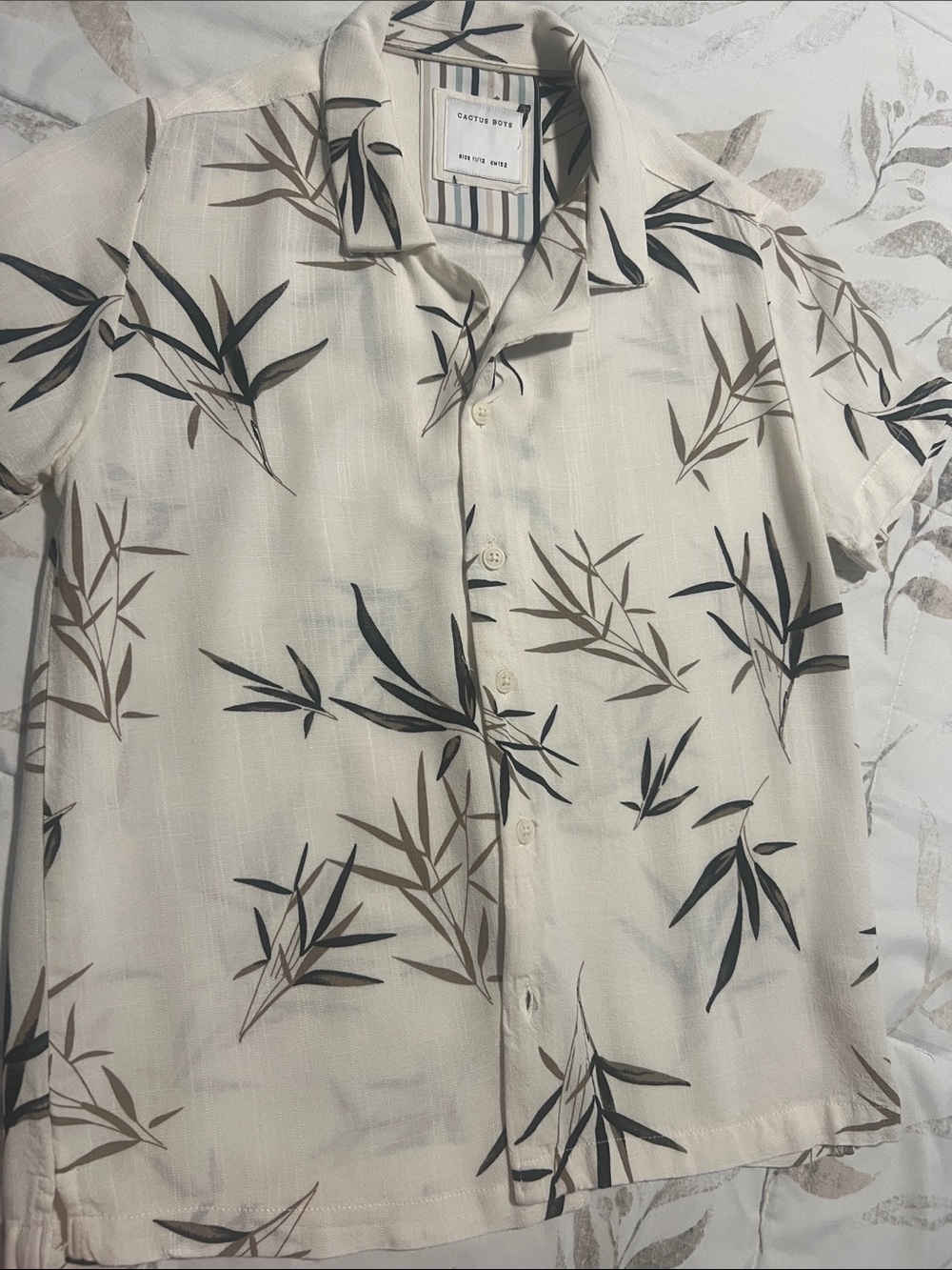 Cactus Cream Short-Sleeve Button-Down Shirt with Black and Brown Leaf Print